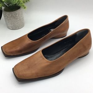 ROBERT CLERGERIE cognac leather square toe flats